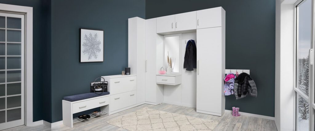 Garderobenkombination über Eck in Weiß